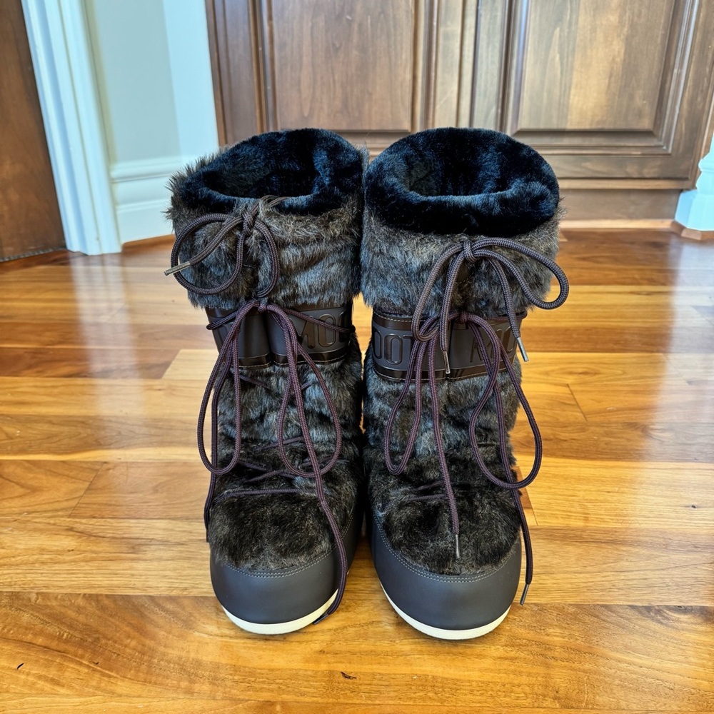 NWT Moon Boot Women's Dark Brown Fur Winter Boots US 7-8.5 / EU 39-41 - Picture 6 of 13
